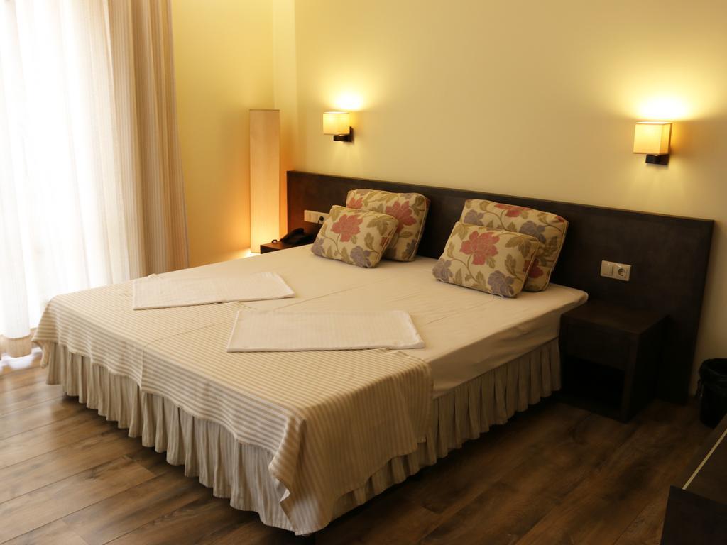 Aqua Varvara Hotel Vetren Dol Extérieur photo